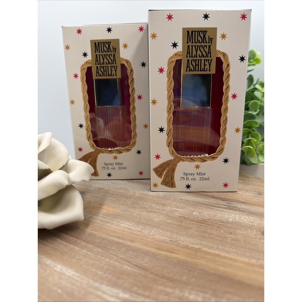 Musk by Alyssa Ashley  Spray Mist .75oz 22mL Lot Of 2